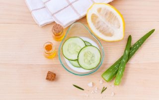 Zutaten für ein selbstgemachtes Peeling