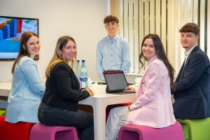 Auszubildende der Rheinhessen Sparkasse